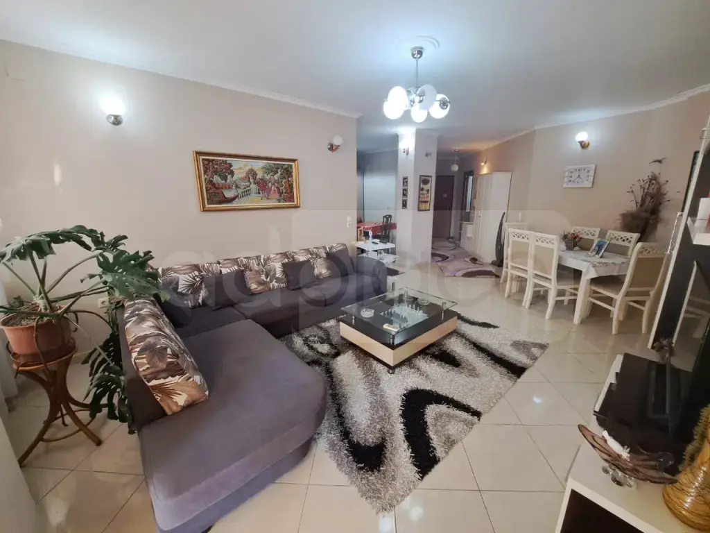 Apartament  98m² 5 floor