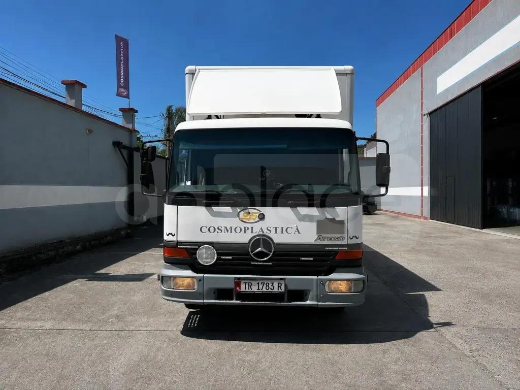 SHITET MERCEDES-BENZ ATEGO 817