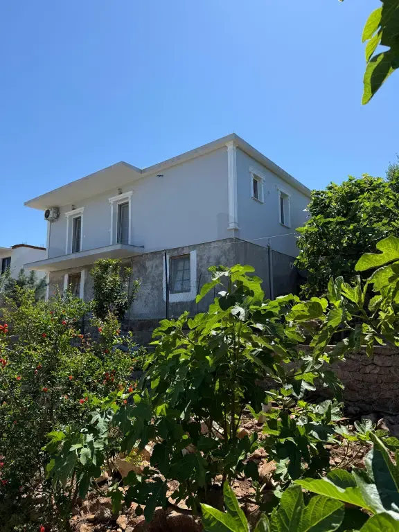 Vilë  215m²
