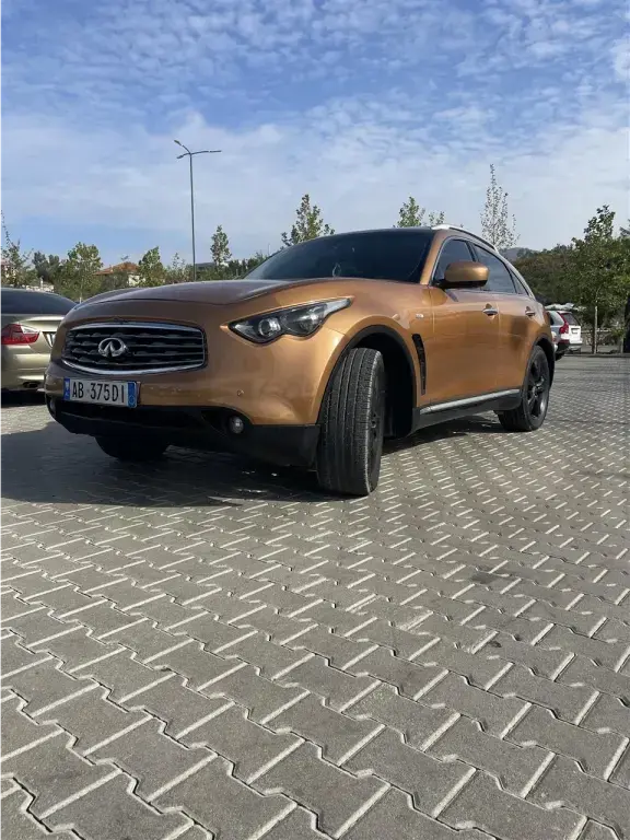 Infiniti FX II  2009, 192 000 km
