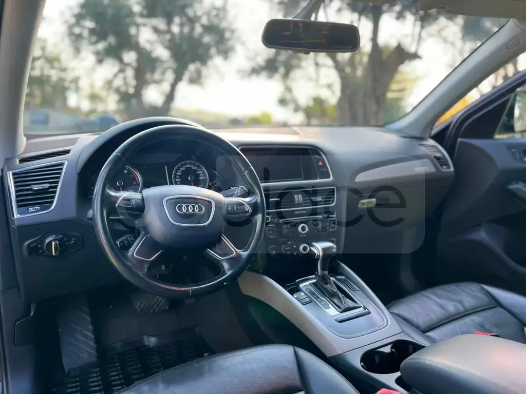 Audi Q5 8R Facelift  2015