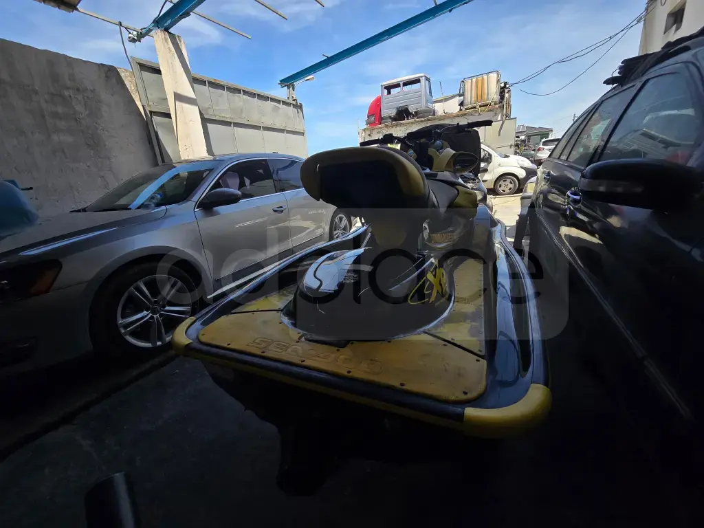 Shitet motor uje seadoo motori