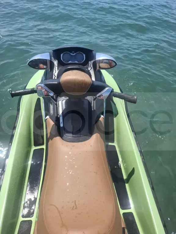 jet ski rxt 2008