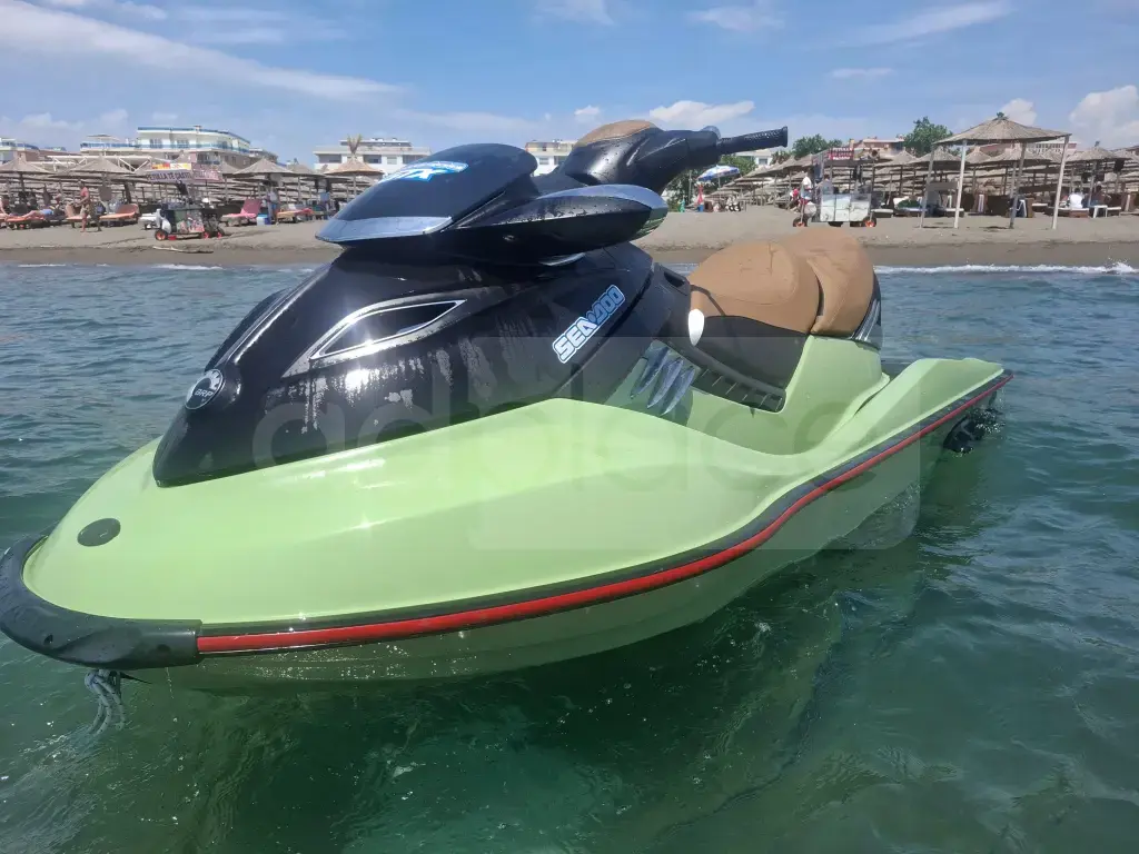 jet ski rxt 2008