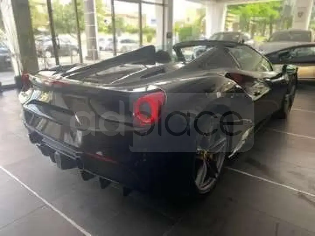 Ferrari 488 Spider I  2017, 23 000 km