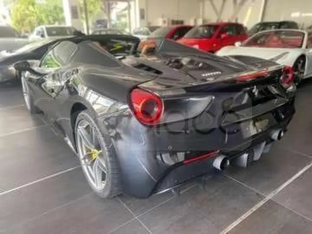 Ferrari 488 Spider I  2017, 23 000 km