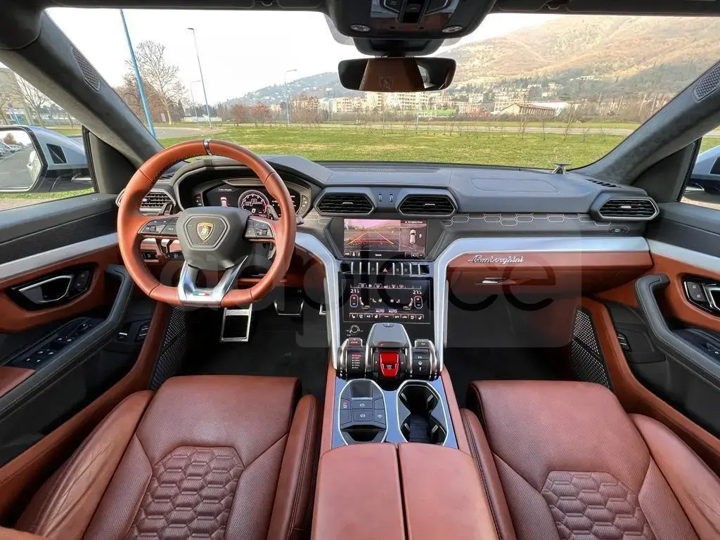 Lamborghini Urus I-MLB evo (2018-) 2020, 50 000 km