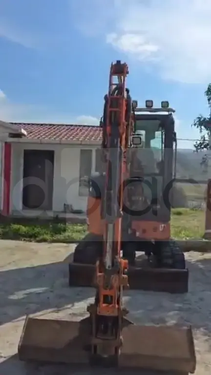 Hitachi zx26u sold