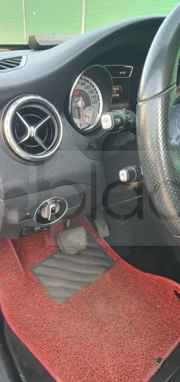 Mercedes-Benz GLA X156  2015, 140 000 km