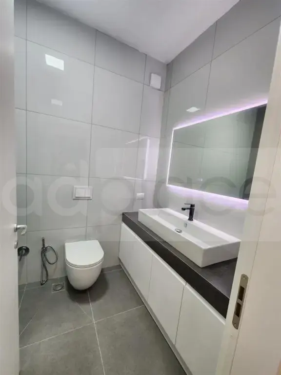 Apartament 3 rooms 99m² 4 floor