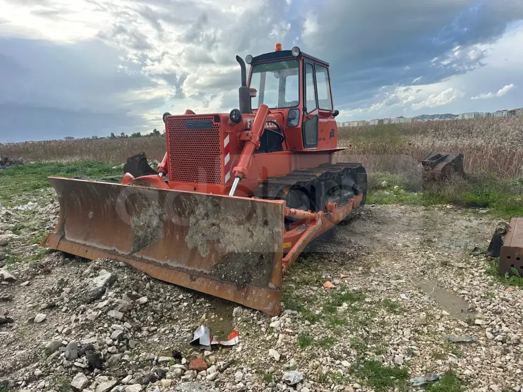Shitet buldozer