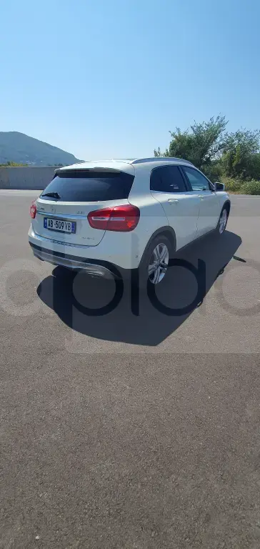 Mercedes-Benz GLA X156  2015, 140 000 km